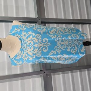 Blue and White‎ printed blouse Size XLARGE